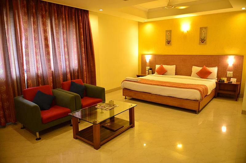แกเบรียล เกสท์ เฮ้าส์ Hotel กาลังกูติ ภายนอก รูปภาพ